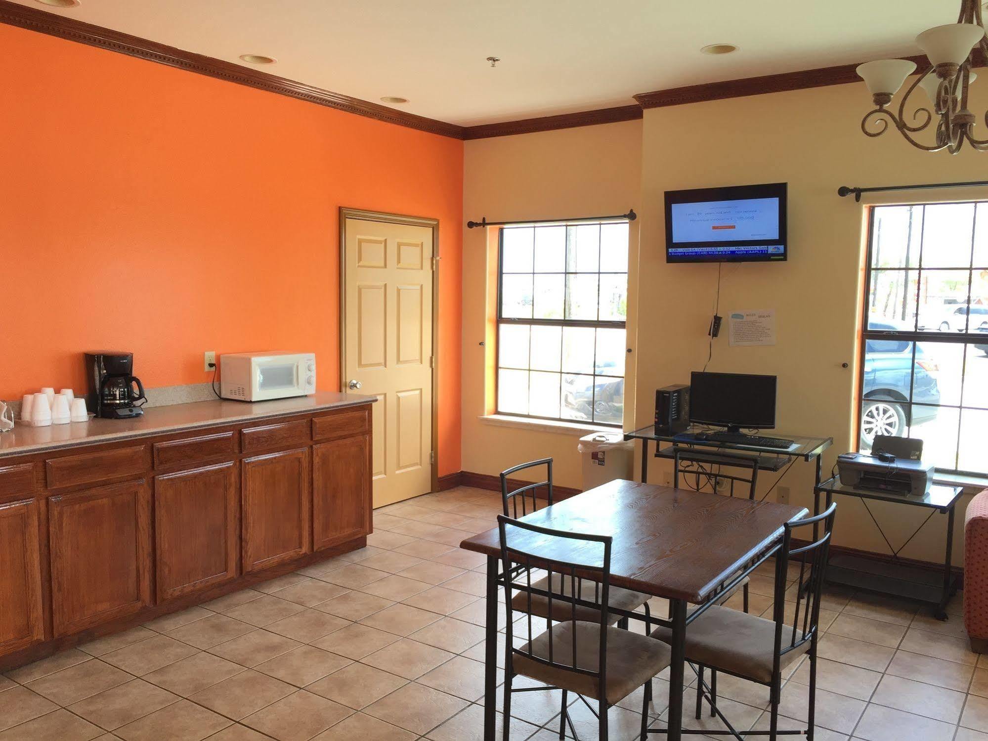 Boca Chica Inn And Suites Μπράουνσβιλ Εξωτερικό φωτογραφία